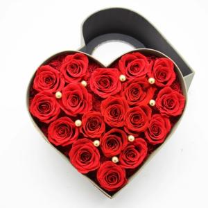 Wholesale Preserved roses real flowers in heartshaoe box never withered roses that last a year for her anniversary day from china suppliers