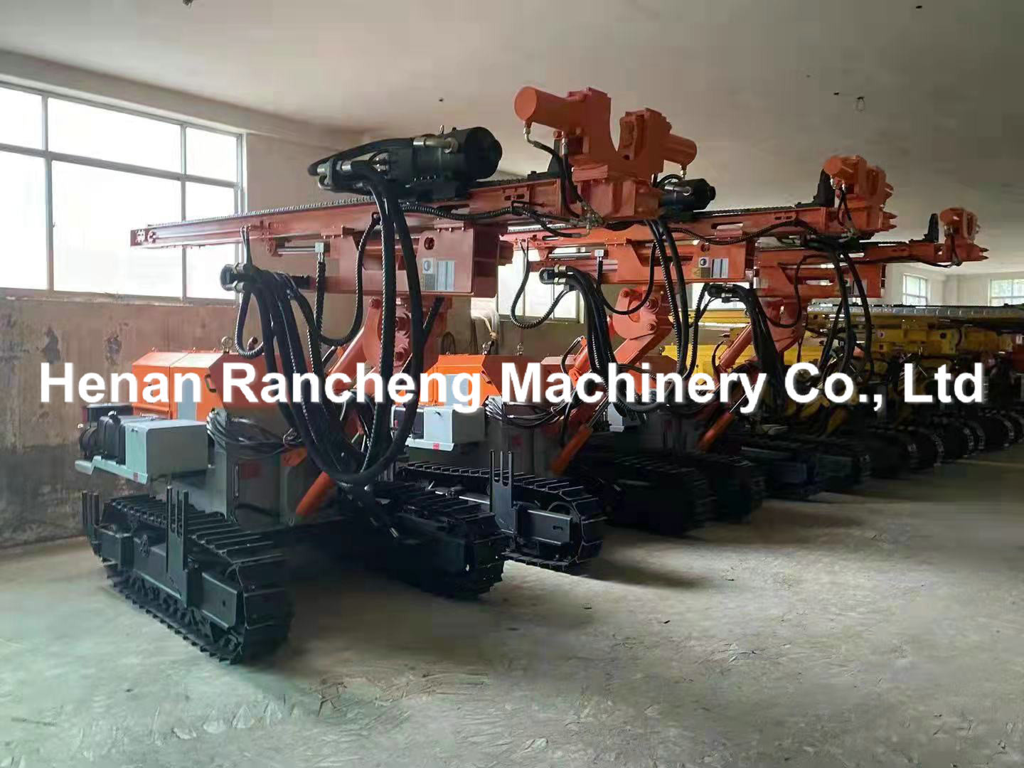 Hydraulic Crawler Engineering Anchor Drilling Rig 60m Depth 76HP Diesel Engine