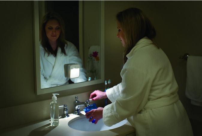 LVD certified 4.5VDC Led Motion Sensor Light Indoor Battery Powered Pir Light