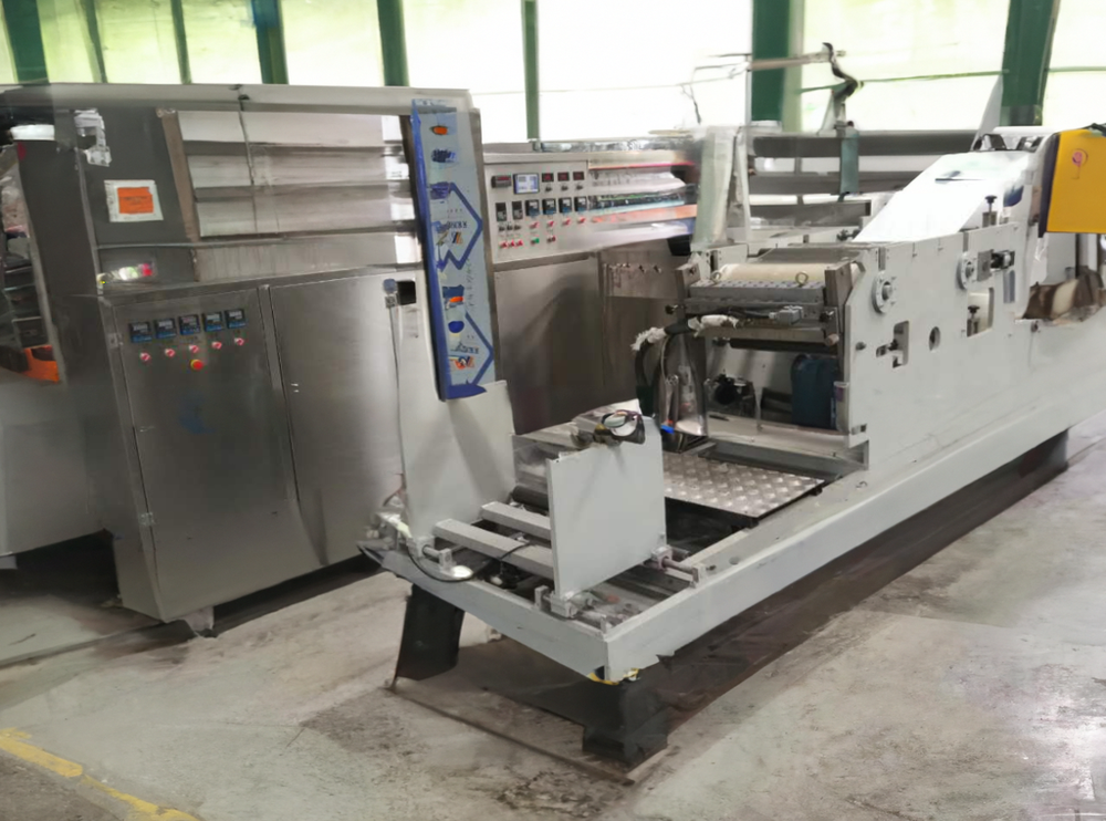 Spray Coating Type K-110-A Adhesive Sticker Coating Machine for Adhesive Film Production