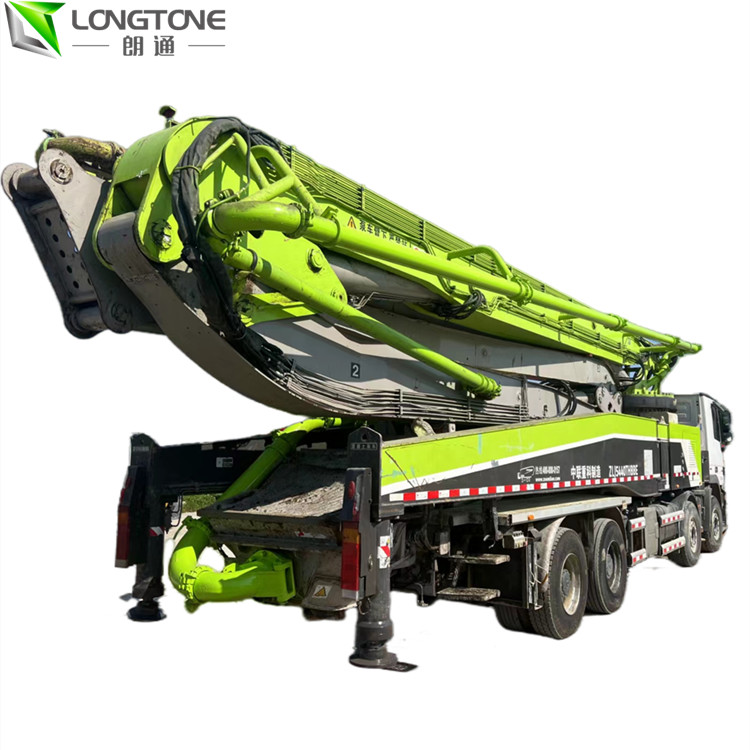 ZOOMLION Used Trailer Mounted Concrete Pump 56m 180M3/H With Hydraulic System