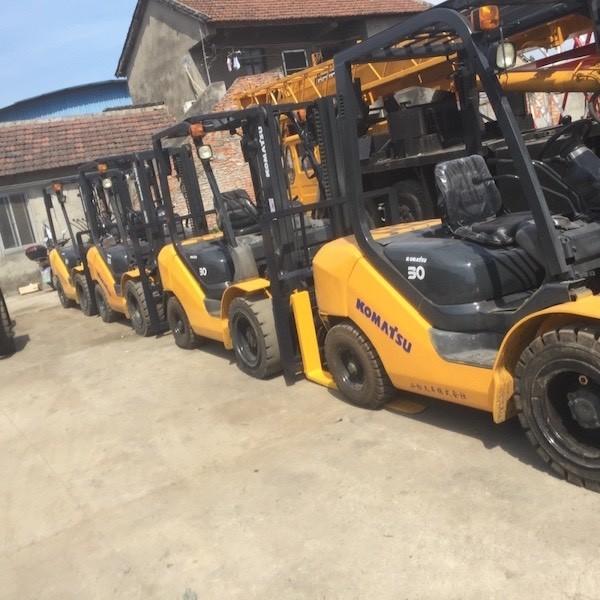 FD 30 T-16 used komatsu lift truck