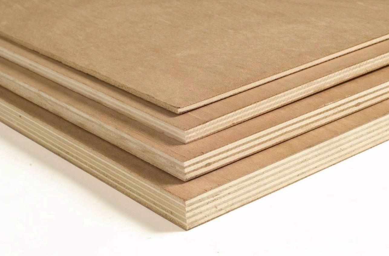 Smooth Cut And Saw Finish Solid Wood Veneer Multi Layer Plywood Customized