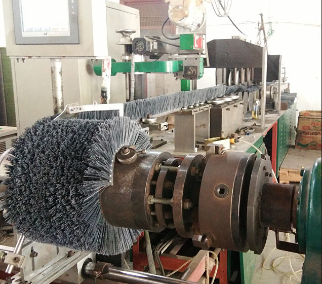 Industrial Strong Wear-Resistant Rust Removal Winding Brush Roller Spiral Wire Planting