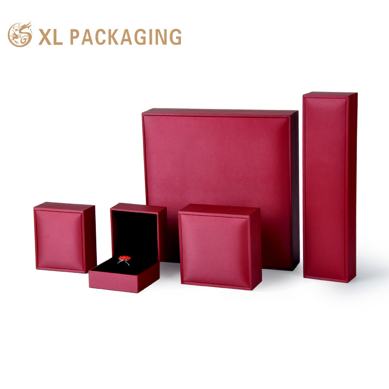 Custom Printed Logo Magnet Flip Lid Cardboard Jewelry Box For Bracelet Ring Earring Necklace