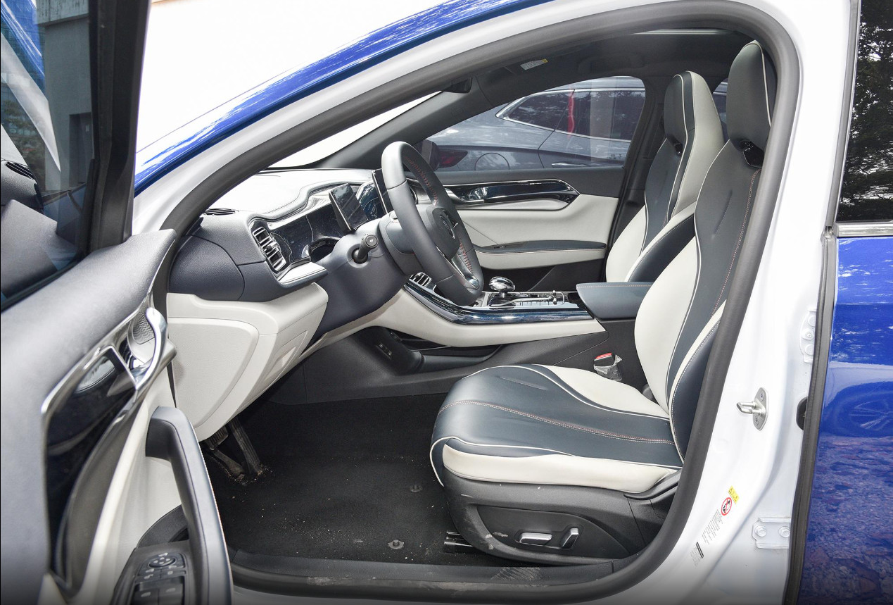 Qin PLUS DM-I 55KM 1.5L 110hp L4 Plug-In Hybrid Car Slow Charge 2.52 Hours