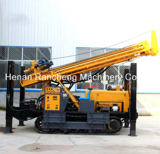 Hydraulic Pneumatic Water Well Drilling Equipment 500m Bore Depth 118KW Engine