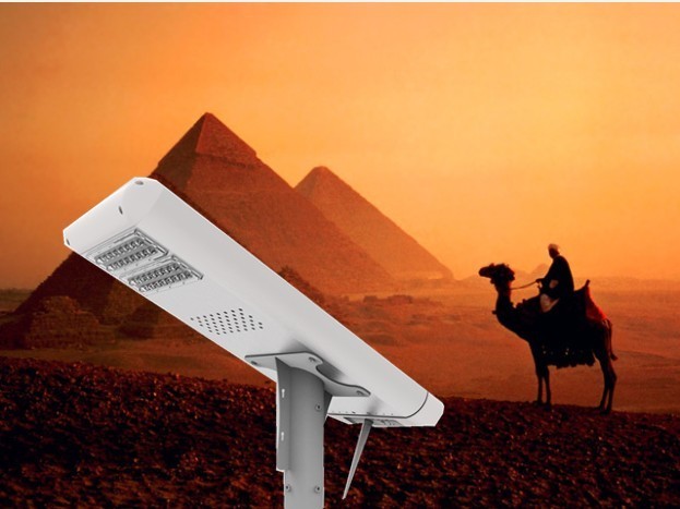 2018 the most popular all in one solar street lights with smart operation system