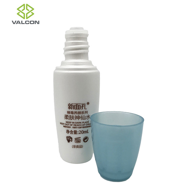 PE Material Plastic Lotion Bottles , Empty Cream Bottles PP Flat Cap