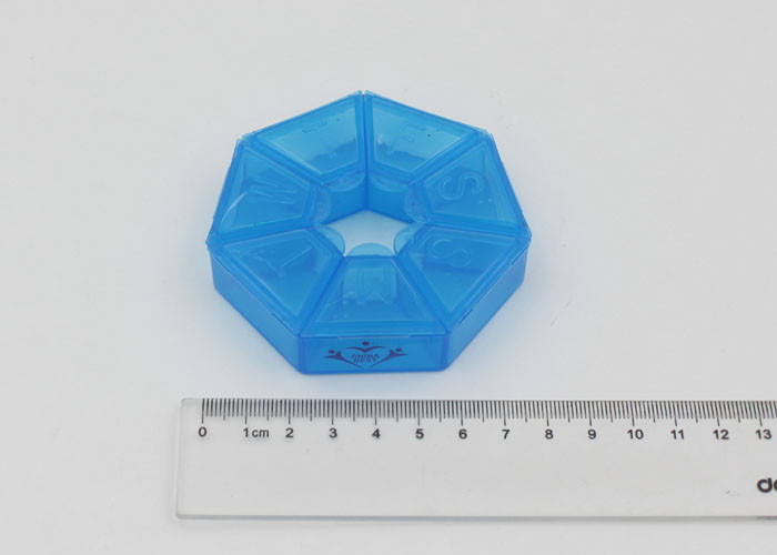 Eco - Friendly 7 Grids Plastic Pill Box For Patients / Weekly Pill Organiser