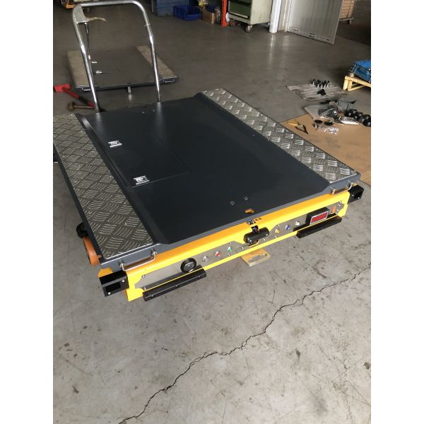 Blue FIFO Shuttle Racking System , Metal Warehouse Shelving Racks Customized Size