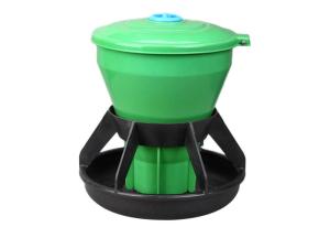 Wholesale Outdoor Pig Self Feeder / PP Plastic Hog Feeders 5KG Size Large Capacity from china suppliers