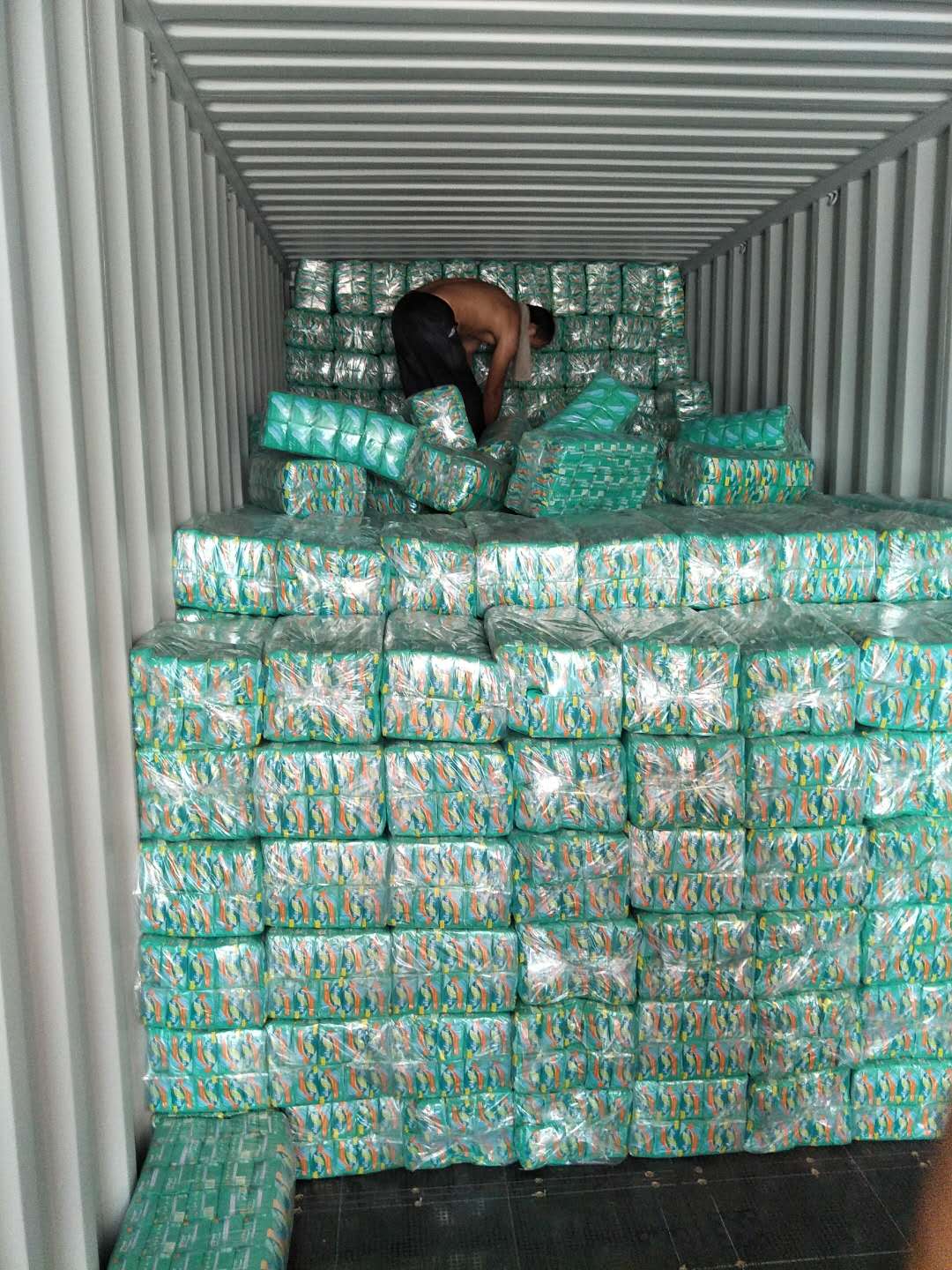 Leading Disposable Sanitary Napkins for Tanzania Market 9g