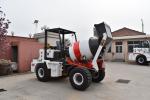 Small Self Loading And Feeding Mobile Concrete Batching Plant 50 Drive Axle