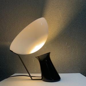 Wholesale Artistic creative desk light hotel villa decorative light minimalist post-modern table lamp from china suppliers