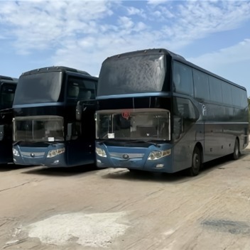 247kw Engine Power Second-Hand Business Buses with 57-59 Seats and Driver Sleeping Compartments