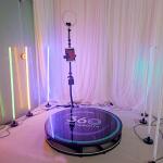 Automatic 360 Selfie Photo Booth Custom Logo Stand For Wedding