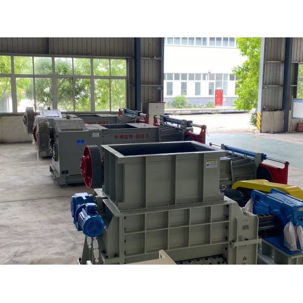 Clay Blocks Factory Raw Materials Crushing Roller Machine Roll Crusher