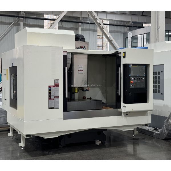 Automatic 5 Axis VMC855 CNC Vertical Milling Machine 24 Tool ATC Roller Guide BT40 Taper Belt Drive System