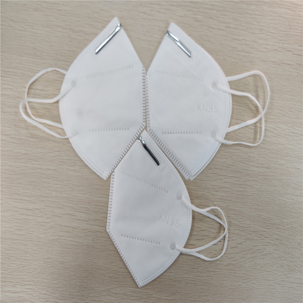 COVID 19 Protection KN95 Face Mask , Disposable Protective Mask White Color