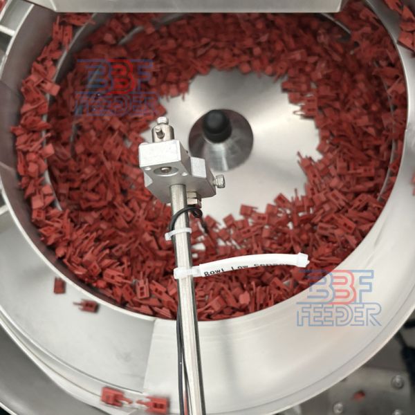 Noise Reduction Bowl Feeder Machine Small Plastic Parts Vibrating Feeder