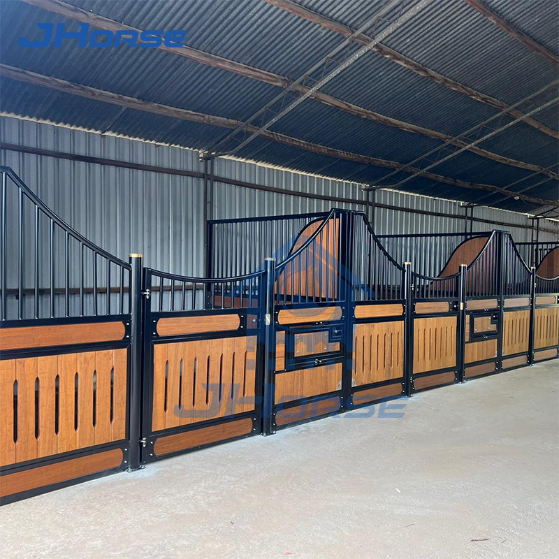 Modular Custom Horse Stalls Steel Q235 Q235B And Wood Materials Weatherproof