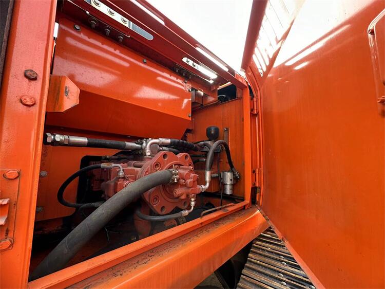Original Doosan 225LC-7 210-7 150w-7 220-7 420-7 Hydraulic Crawler Excavator 22.5ton Japan
