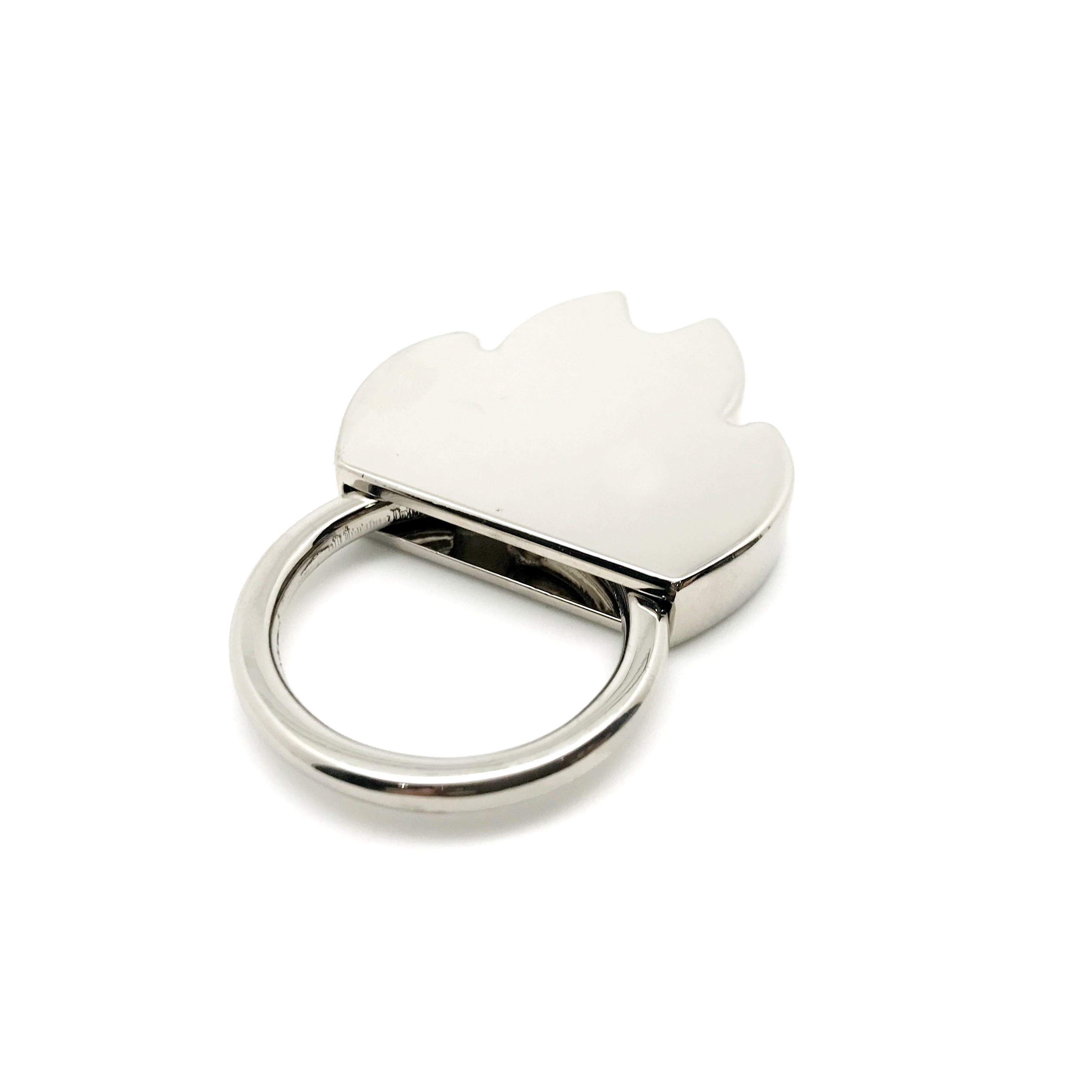 High-Performance Metal Keychain Holder with Durable Siliver Finish