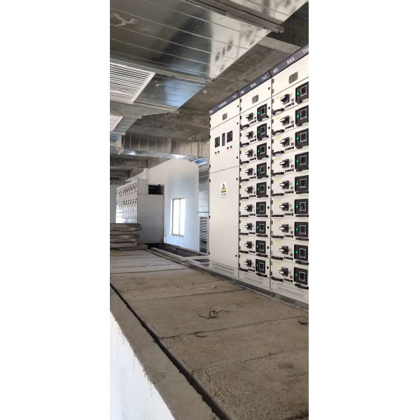 Low Voltage Industrial Electrical Switchgear GCK Complete Set Customized Color