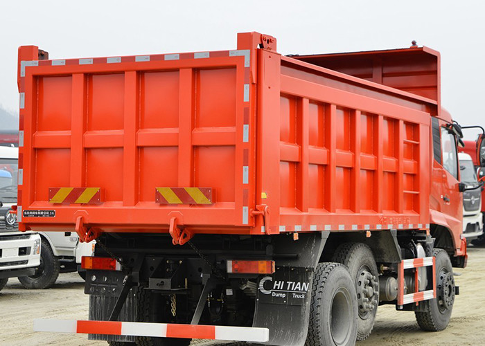 300-400L Fuel Tank Capacity Dongfeng 8x4 12 Wheels Dump Truck for Mining and Engineering