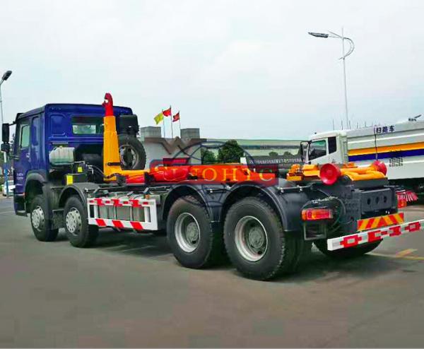 Quality Hydraulic Waste Hook Lift Bin Truck , 30m3 Heavy Duty Rubbish Collection Truck for sale