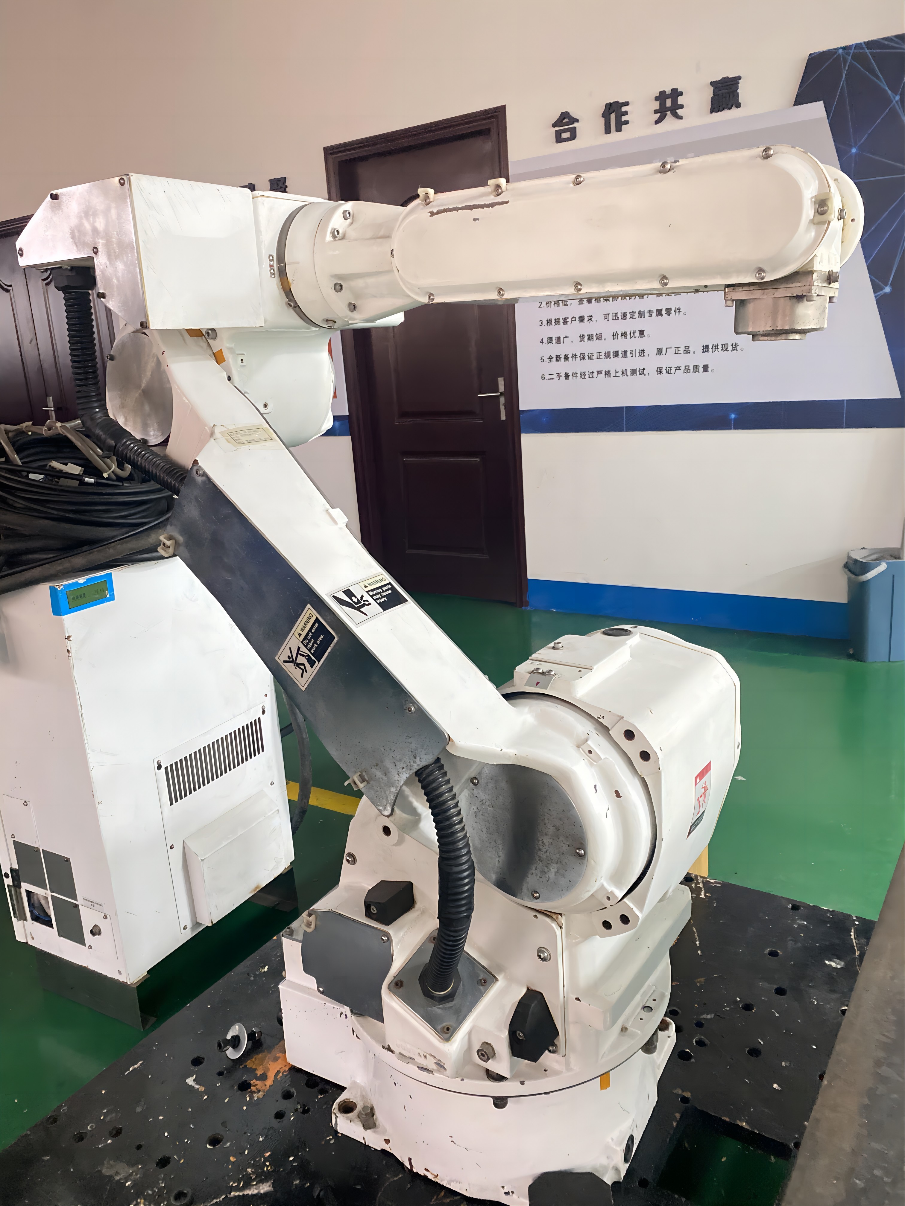XRC Used Robotic Arm Payload 20kg Yaskawa CR20 Cleanroom Robots, Material Handling Robots, Pick and Place Robots