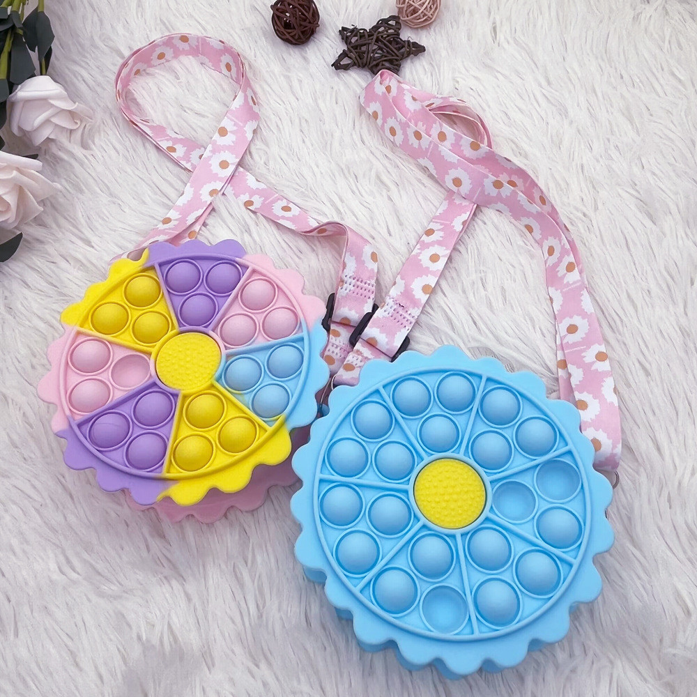 Kawaii Crossbody Bag Cute Shoulder Bag Cartoon Silicone Bag Pop Purse Wallet Bag Girls Birthday Gift Lovely Accessories