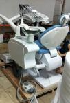 2/4 Holes Ergonomic Dental Chair Unit 24V Noiseless DC Motor