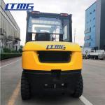 Japan Engine Counterbalance Forklift Truck With Cabin 1070mm Fork Length