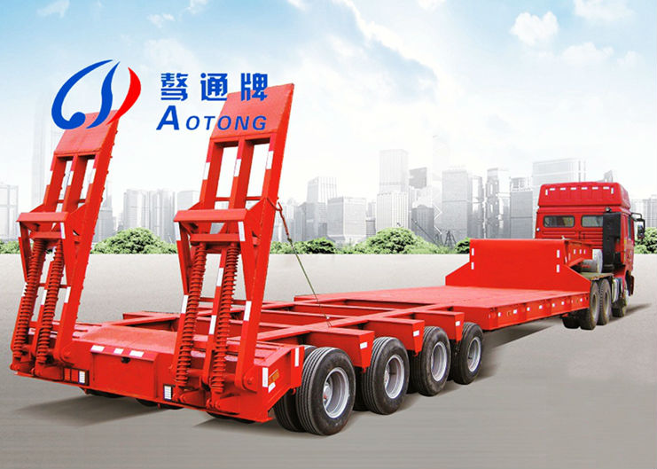 Aotong's 45-80tons 2/3/4 Axles Low Bed Semi-Trailer for Digger Durable Steel Material