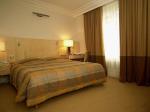 Comoros hotel style apartment furniture design of bedroom furniture set with