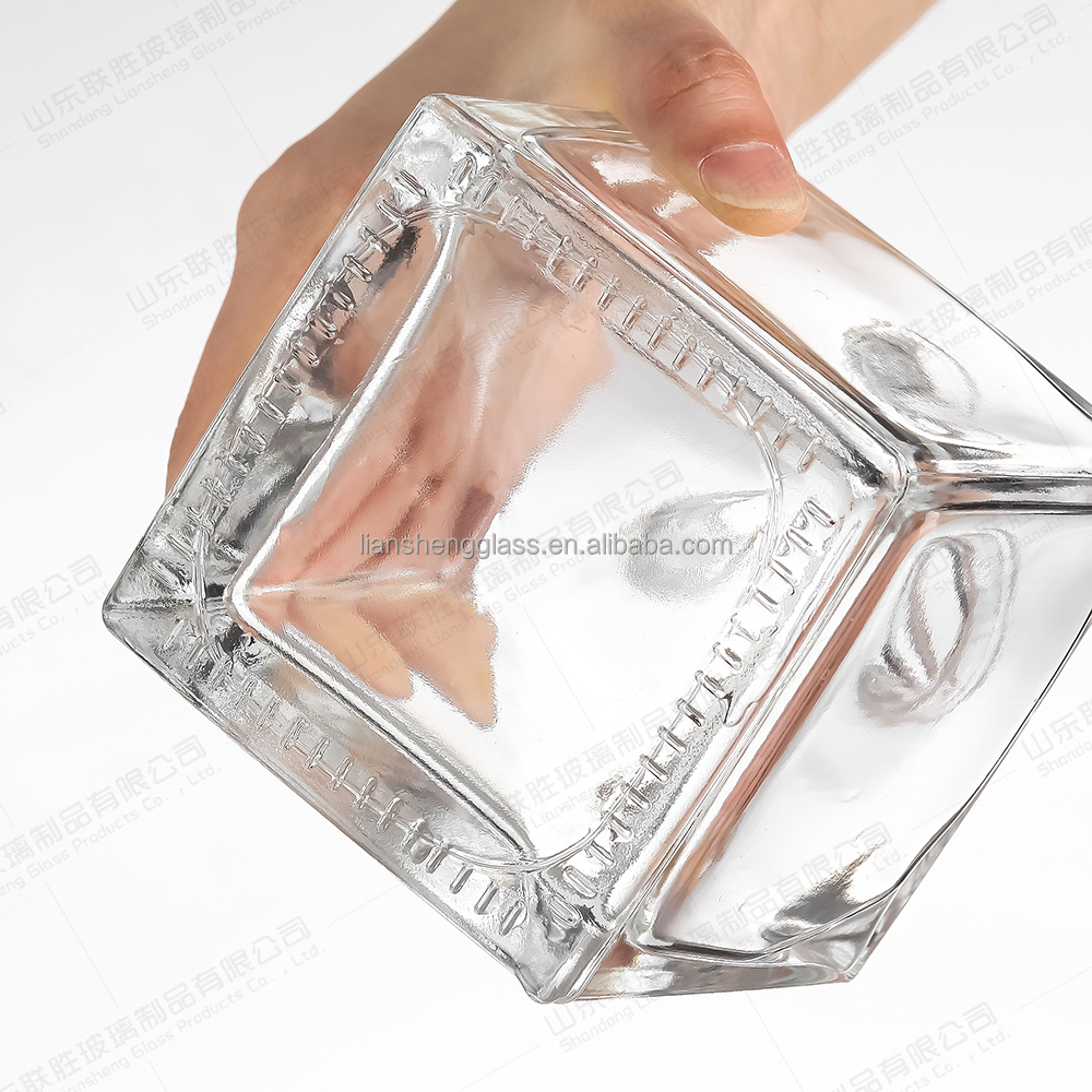 Customized Square Liquor Bottle 750ml 500ml for Gin Whisky Spirit Vodka Brandy Glass