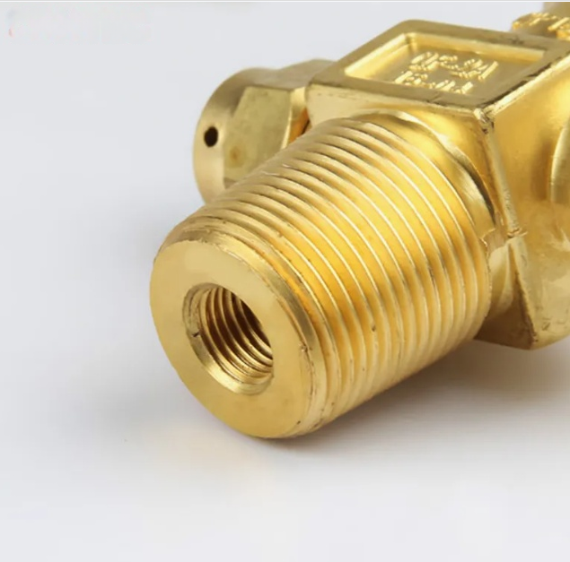 High Pressure Brass CO2 Cylinder Valve for Soda Machine Beverage Industrial Use 150Bar