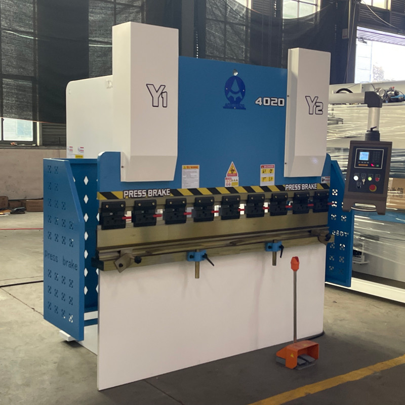 CNC Torsion Bar Press Brake High Precision 5.5KW NC Controller Hydraulic Bending Machine