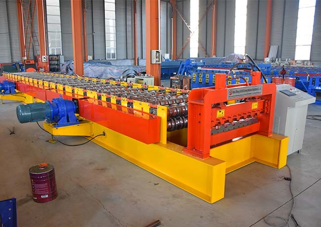 Steel Panel Floor Deck Roll Forming Machine Hydraulic Pressure 10-12MPa