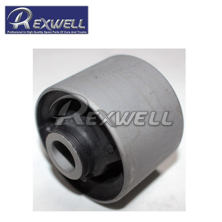 PAJERO IV Front Differential Mounting Insulator Bushing MR374575 for V73W and V97W