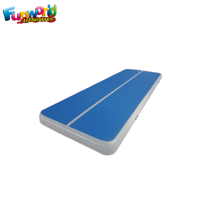 Custom Size Outdoor Inflatable Sports Games Air Tumbling Mat For Training