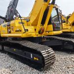 Used Middle Size Komatsu PC240 Excavator 1.2m³ Bucket Capacity 400L Large Fuel