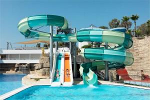 Wholesale 5 Person Fibreglass Pool Water Slide Amusemrnt Park Rides Children Accessories from china suppliers