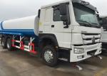 Water Sprinkling Tank Truck SINOTRUK HOWO LHD 6X4 18CBM For Pesticide Spraying