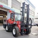 Red 5000Kg 78Kw Multi Directional Forklift With Diesel Engine