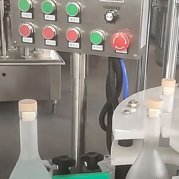 1KW Automatic Corking Machine 220V / 380V Automatic Bottle Capping Machine For Spirits