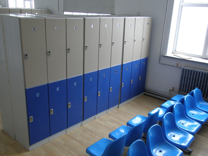 18 Comparts 3 Column IOT Locker Triple Tier Lockers Durable / Lightweight