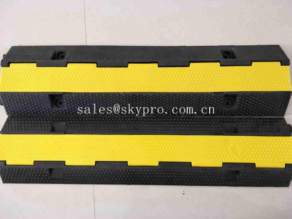 SGS Molded Rubber Products 1 Channel Heavy Duty Rubber Cable Tray Cable